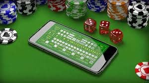 Antarmuka situs mobile nusa judi menampilkan pasar Liga 1, kasino langsung, dan slot di layar ponsel
